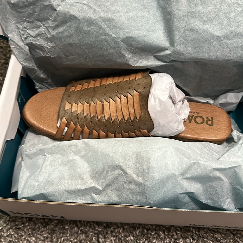Gorgeous Roan slides